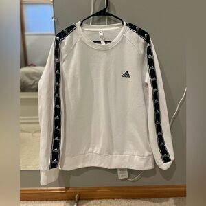 Adidas Women’s Crewneck Size XL